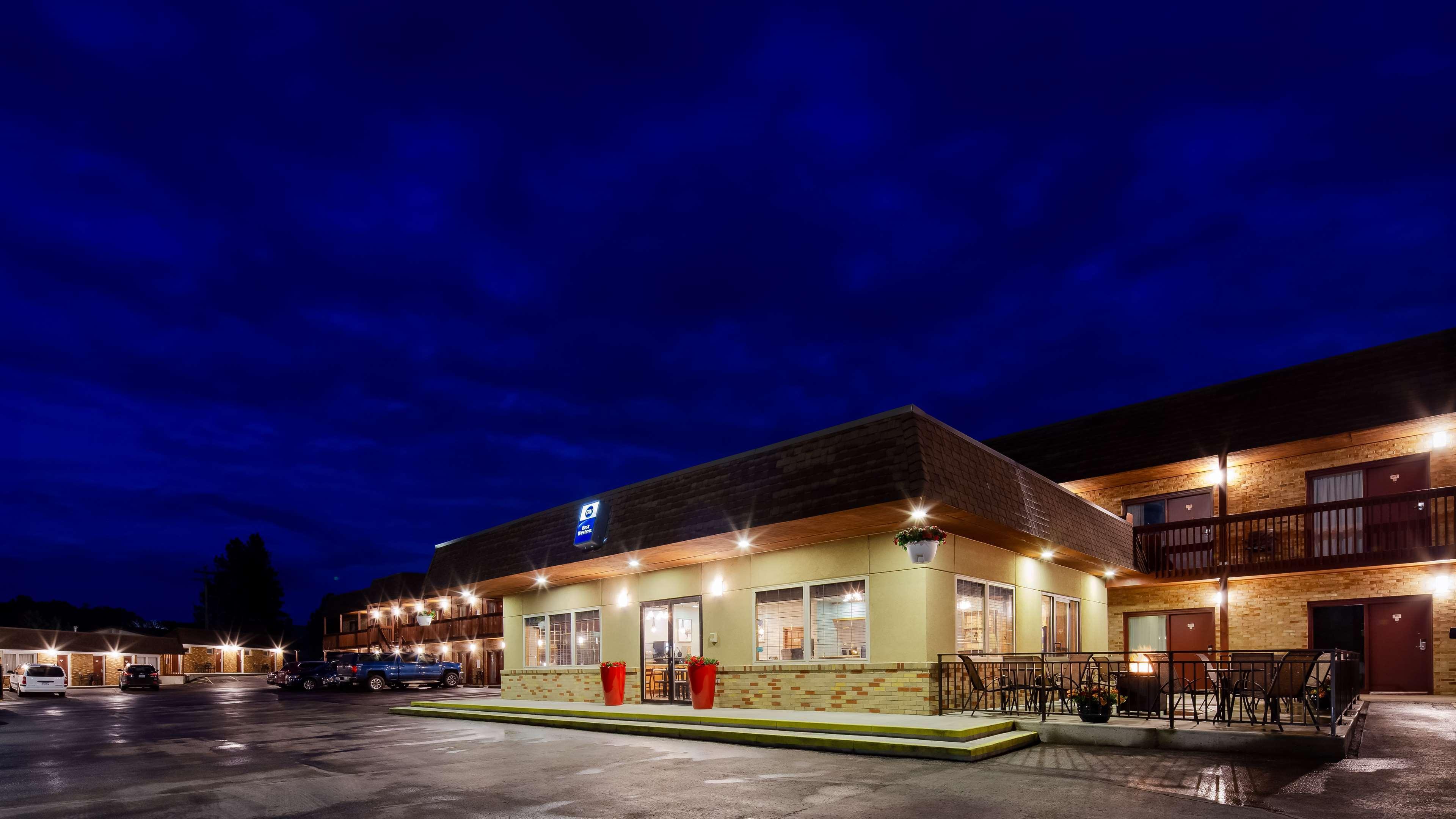 Best Western Buffalo Ridge Inn Near Mt Rushmore Custer Exterior photo